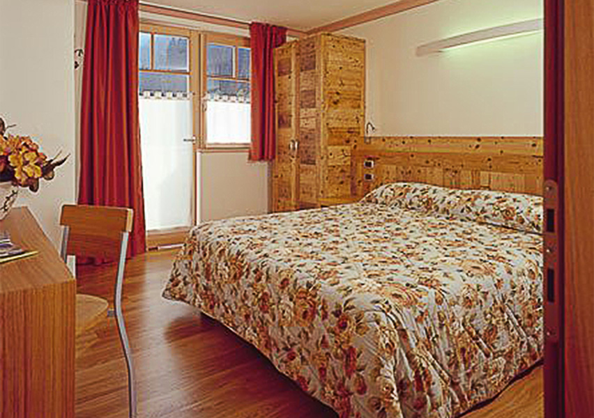 Soggiorno estivo a Madonna di Campiglio Hotel Ideal ***
