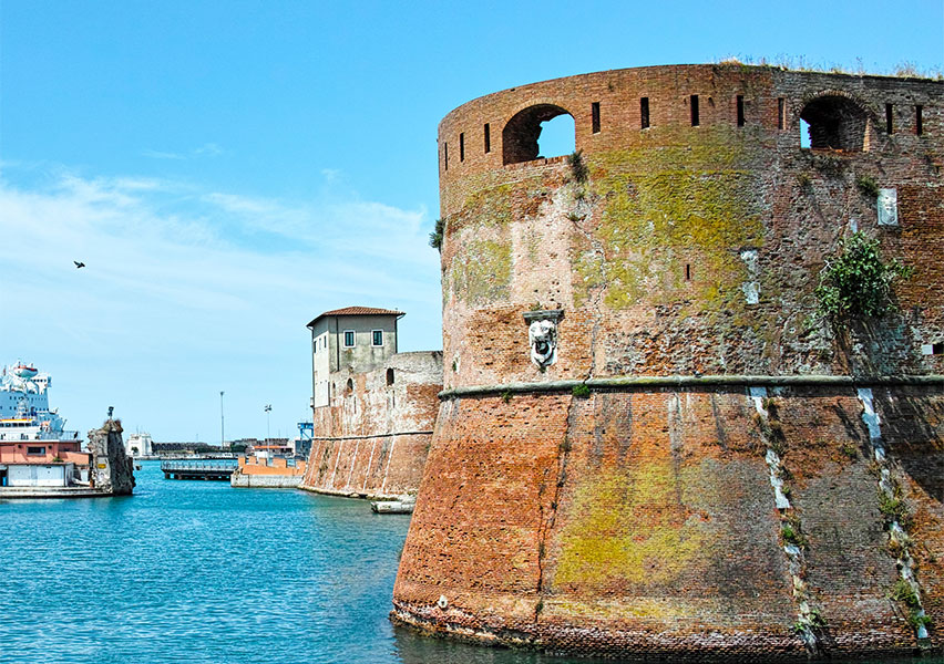Firenze, Bolgheri e la Costa degli Etruschi Firenze, Bolgheri e la Costa degli Etruschi