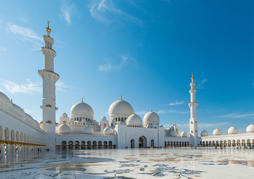 Dubai e Abu Dhabi: dove il lusso incontra la cultura Dubai e Abu Dhabi: dove il lusso incontra la cultura