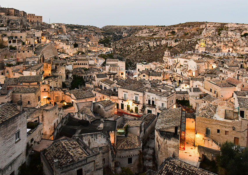 Capodanno in Masseria: Sapori e Tradizioni di Puglia Capodanno in Masseria: Sapori e Tradizioni di Puglia